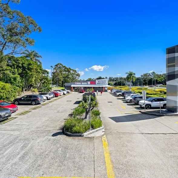 1-5 Grand Plaza Dr, Browns Plains for lease - Building Photo - Image 3 of 3