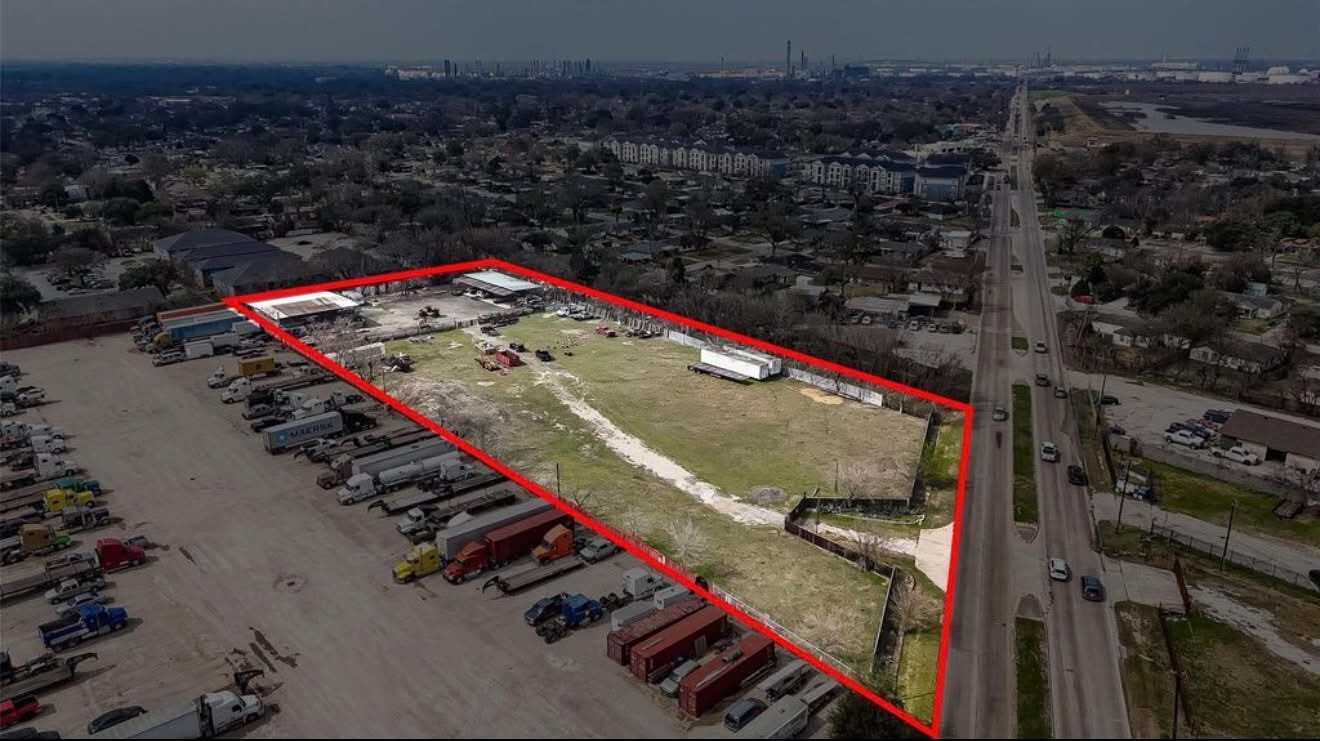 1760 Allen Genoa Rd, Houston, TX à vendre Photo du bâtiment- Image 1 de 23