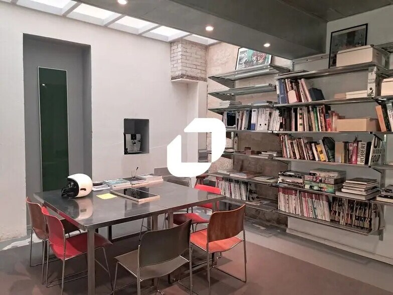 Bureau dans Bordeaux à louer - Photo du bâtiment - Image 1 de 7