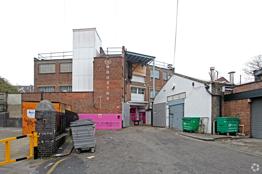 23-25 Hampshire St, Londres à vendre - Photo du bâtiment - Image 3 de 7