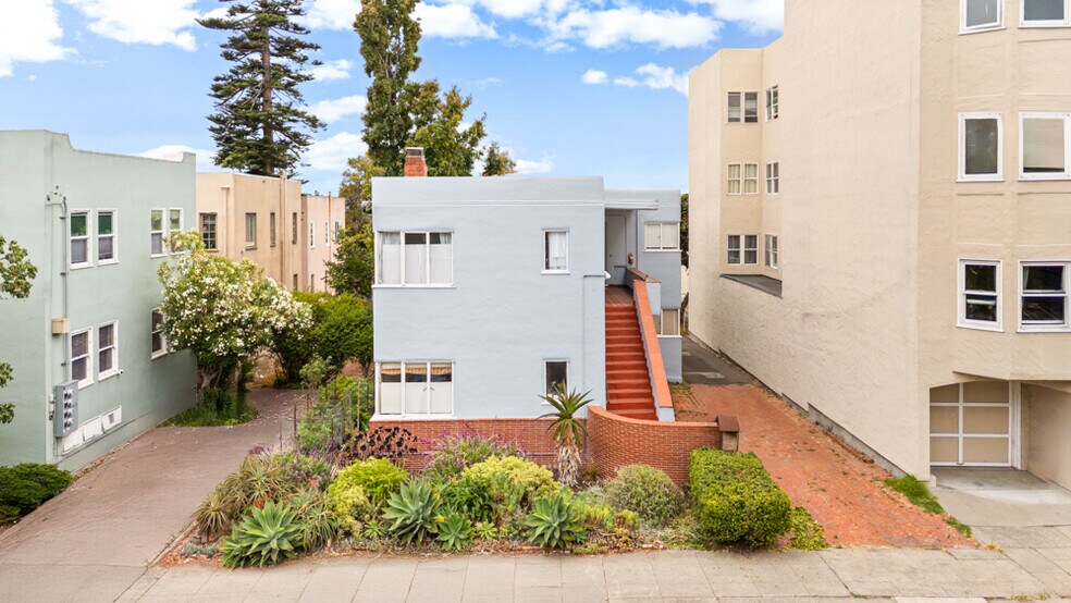 1682 Oxford St, Berkeley, CA à vendre - Photo du bâtiment - Image 3 de 31