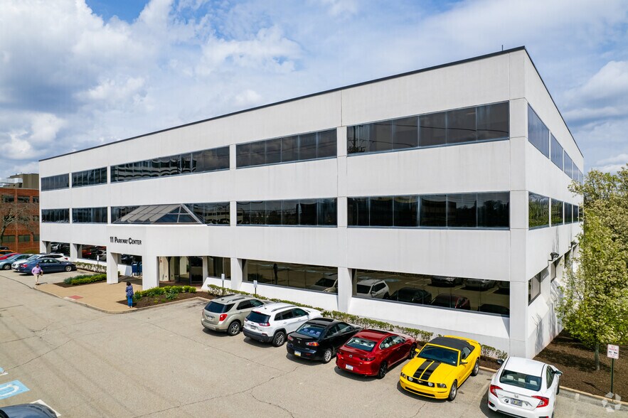 11 Parkway Ctr, Pittsburgh, PA à louer - Photo du bâtiment - Image 2 de 11