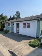 195 1st Pl NW, Issaquah, WA for lease Building Photo- Image 1 of 1