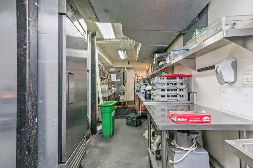 525-527 Commercial St, San Francisco, CA for lease - Interior Photo - Image 3 of 37