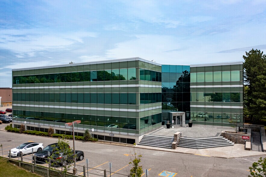 80 Micro Ct, Markham, ON à louer - Photo du bâtiment - Image 1 de 6