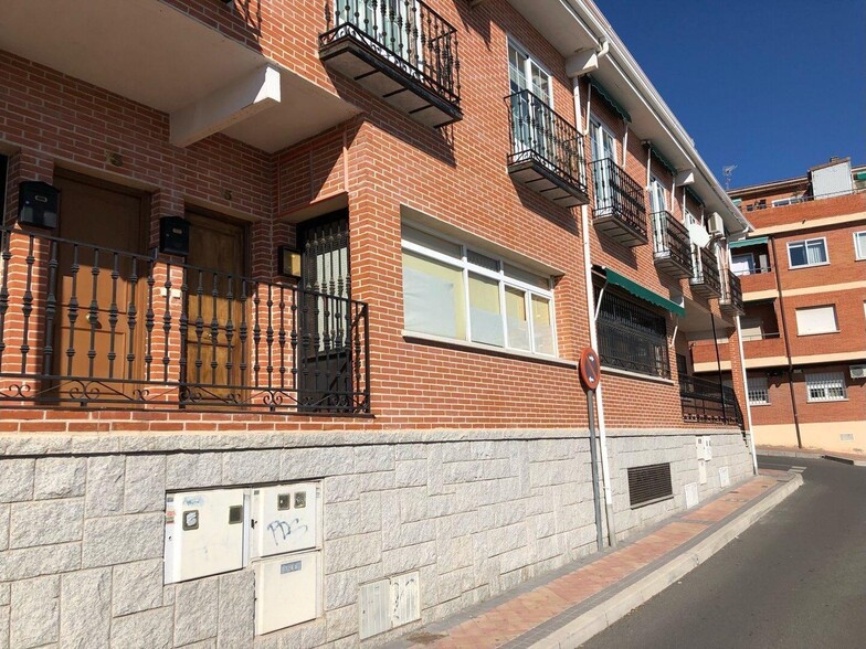 Multifamily in Colmenar Viejo, Madrid for sale - Building Photo - Image 2 of 2
