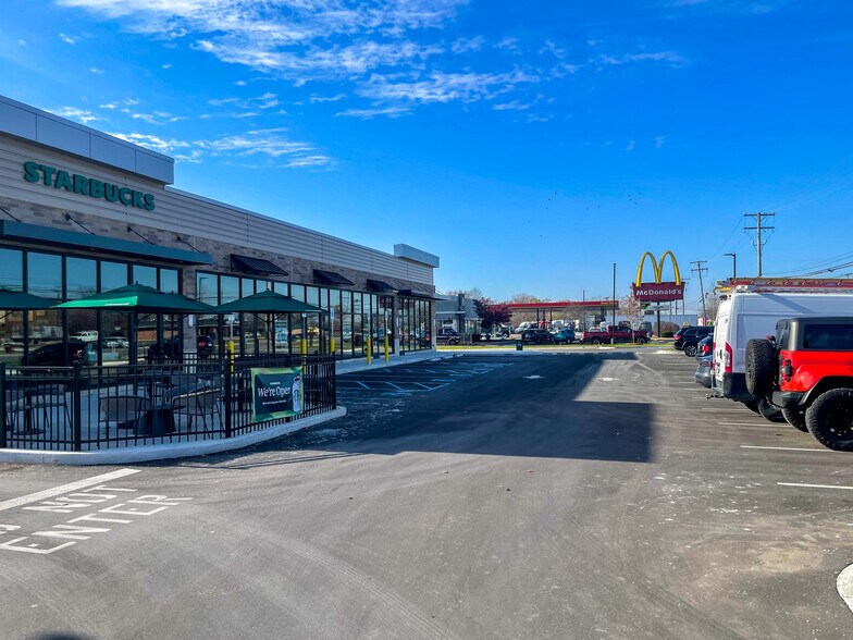 1224 N Dixie Hwy, Monroe, MI for lease - Building Photo - Image 2 of 5