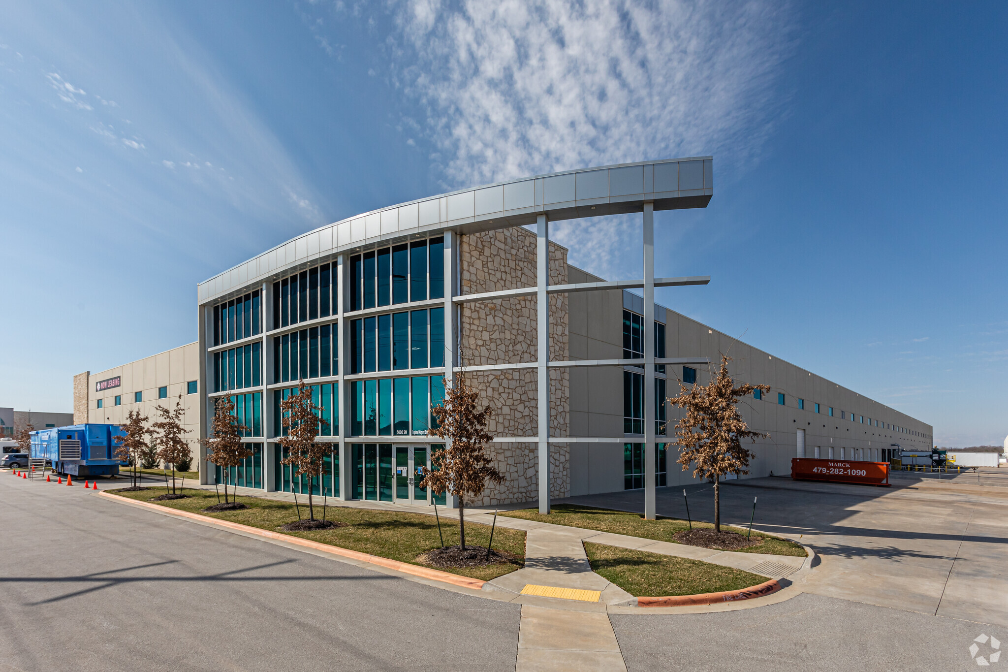 5000 SW Regional Airport Blvd, Bentonville, AR for sale Building Photo- Image 1 of 1