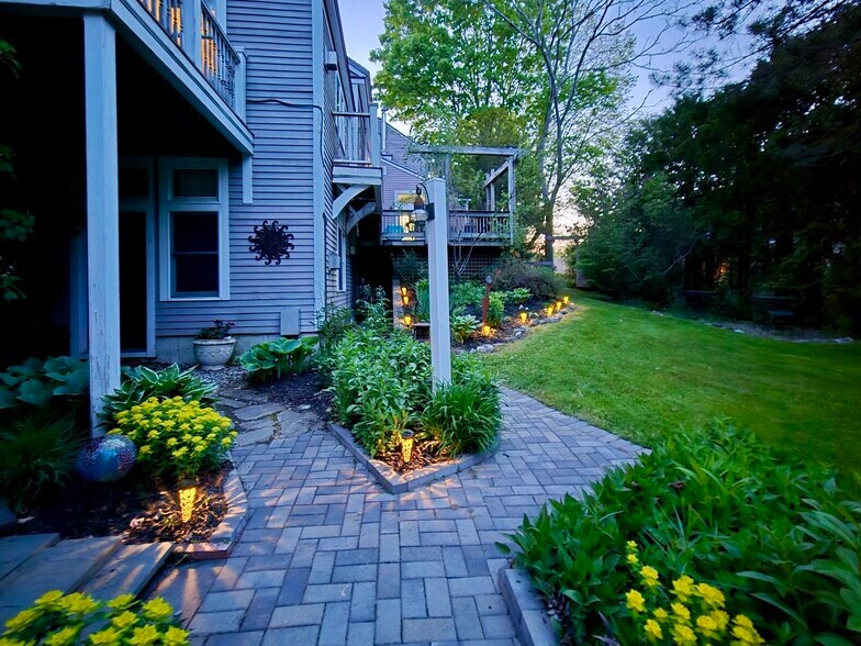 82 Elm St, Camden, ME à vendre - Photo du bâtiment - Image 3 de 41