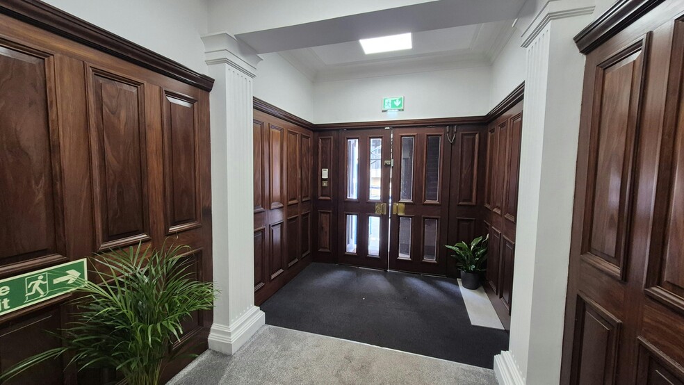 95 West Regent St, Glasgow for lease - Building Photo - Image 2 of 10