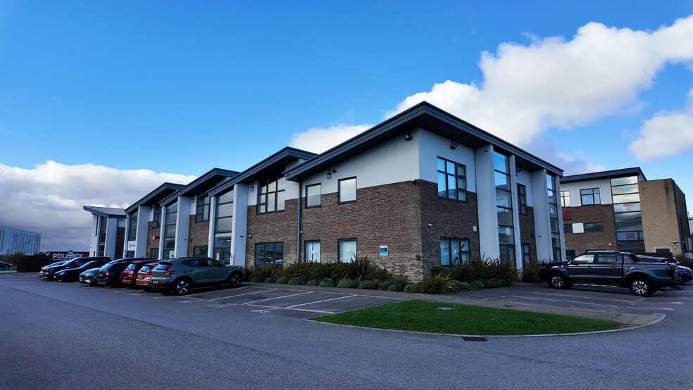 12-4 Suites 12, 14 & 15 Pickers Gill Court, Crown Road Ct, Sunderland for lease - Building Photo - Image 1 of 12