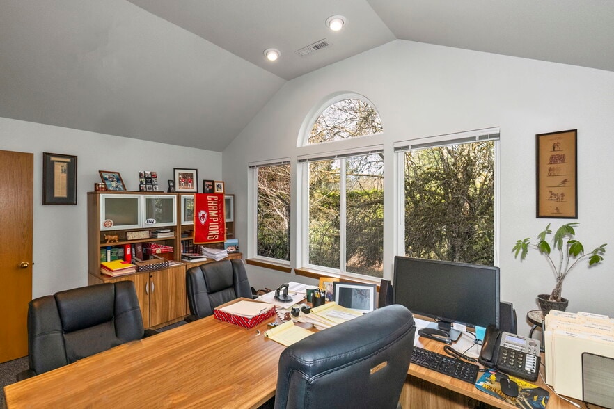 104 Tremont Ave, Port Orchard, WA for sale - Building Photo - Image 3 of 47