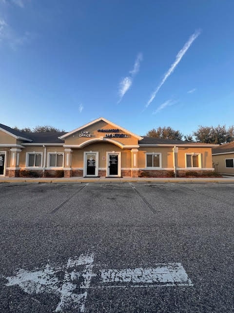 13131 Kings Lake Dr, Gibsonton, FL à louer Photo du bâtiment- Image 1 de 12