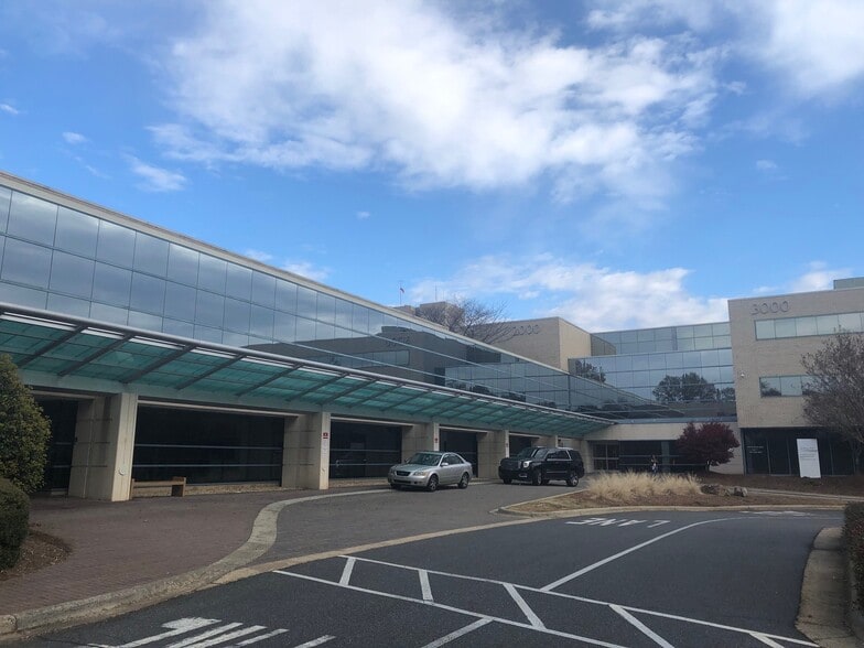 101 E WT Harris Blvd, Charlotte, NC à louer - Photo principale - Image 1 de 5