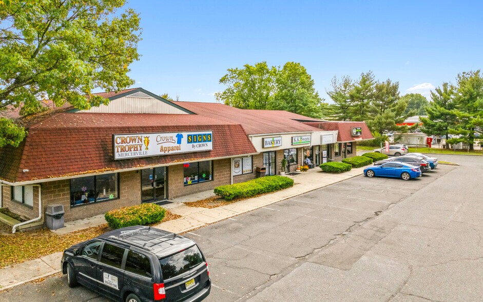 3257 Quakerbridge Rd, Hamilton, NJ à louer - Photo du bâtiment - Image 2 de 7