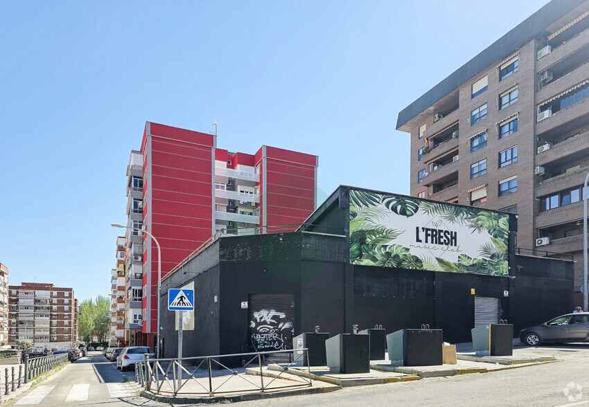 Retail in Fuenlabrada, MAD for lease - Primary Photo - Image 1 of 15