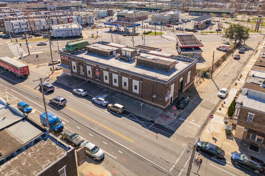 5223 Torresdale Ave, Philadelphia, PA à louer - Photo du bâtiment - Image 2 de 11