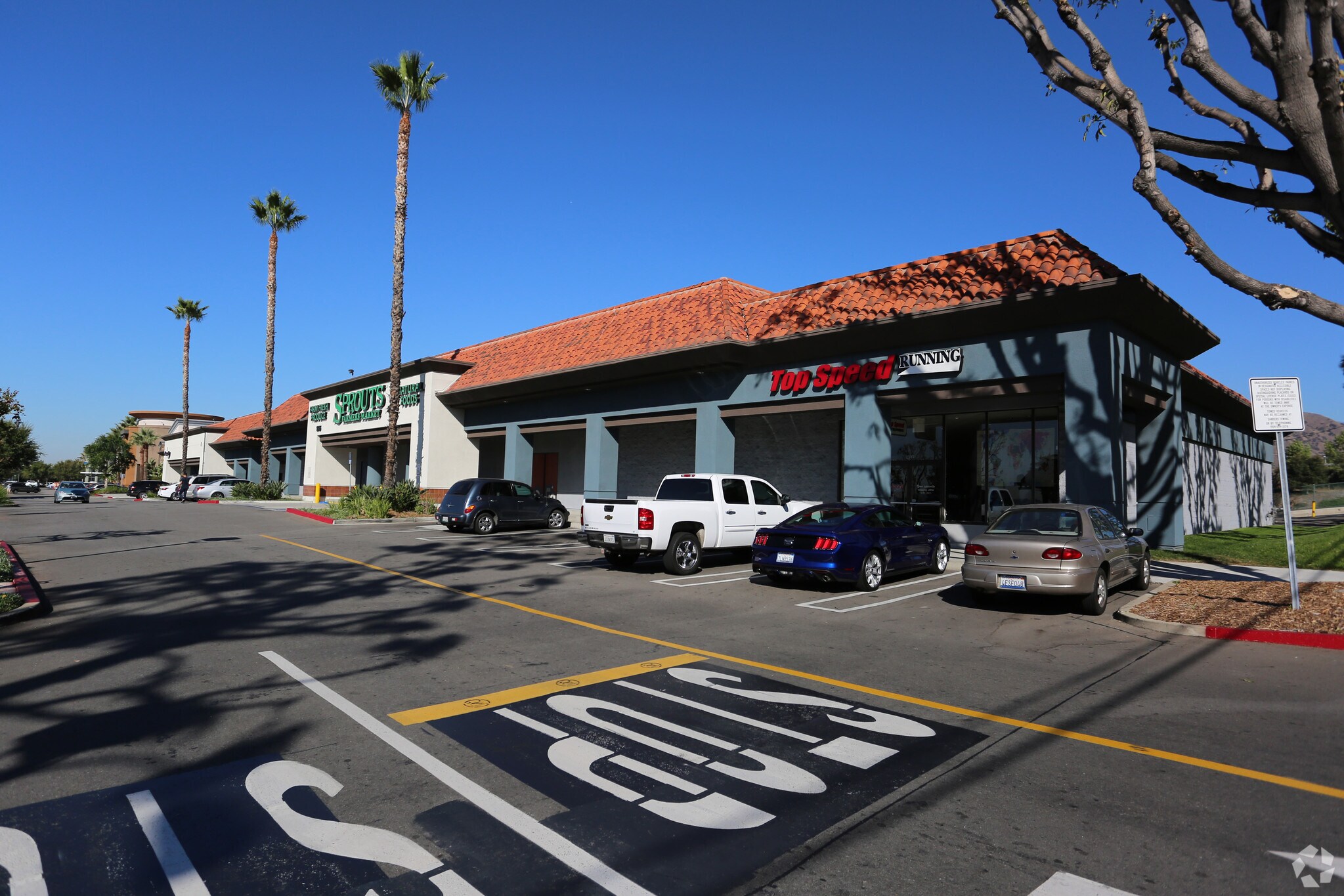 1335-1397 Foothill Blvd, La Verne, CA for lease Primary Photo- Image 1 of 4