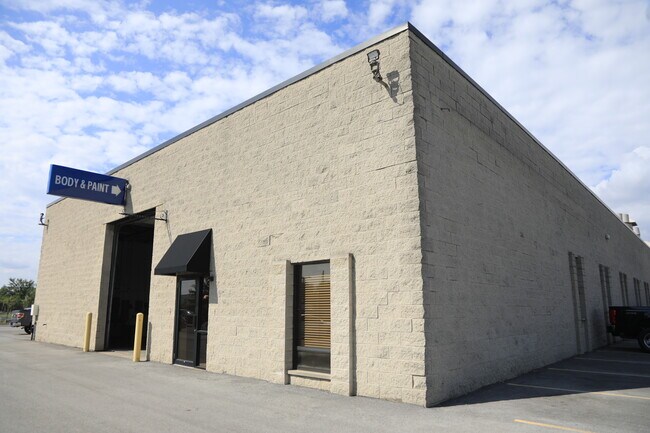 Plus de détails pour 2080 Harlem Ave, Riverside, IL - Industriel à louer