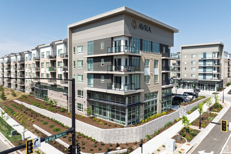 10900 High Note Ave, Lone Tree, CO à louer - Photo du bâtiment - Image 2 de 35