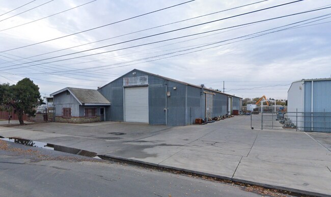 Plus de détails pour 1601 Mono Dr, Modesto, CA - Industriel à vendre