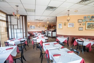 186 Main St, Norwalk, CT for lease Interior Photo- Image 2 of 8