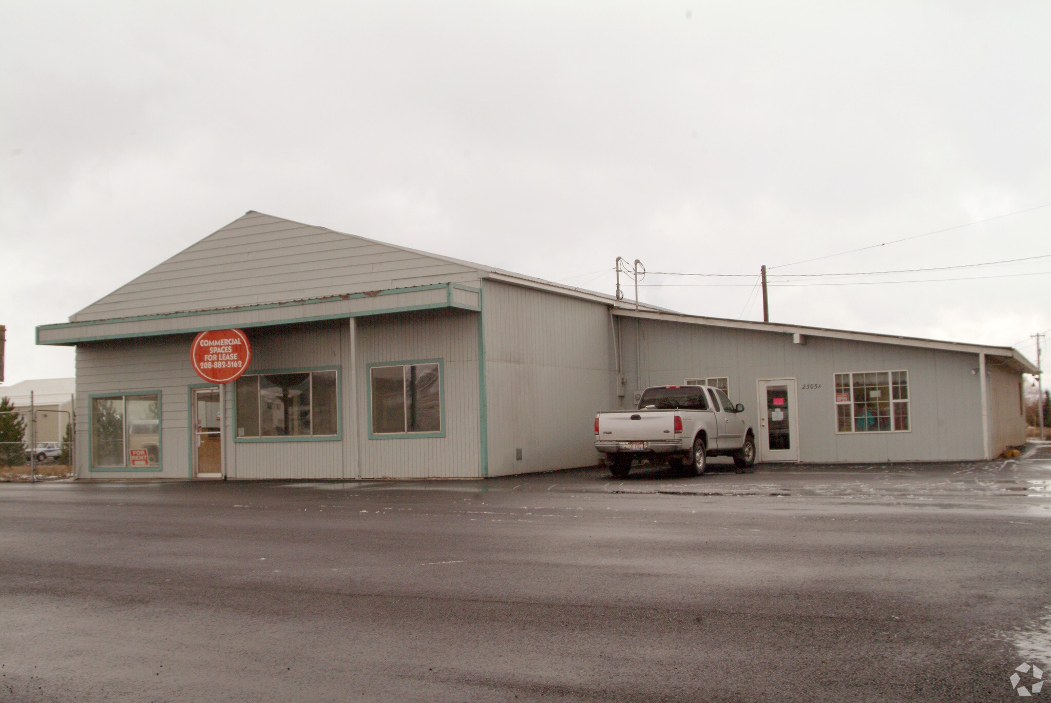 2305 S Main St, Moscow, ID for sale Primary Photo- Image 1 of 6