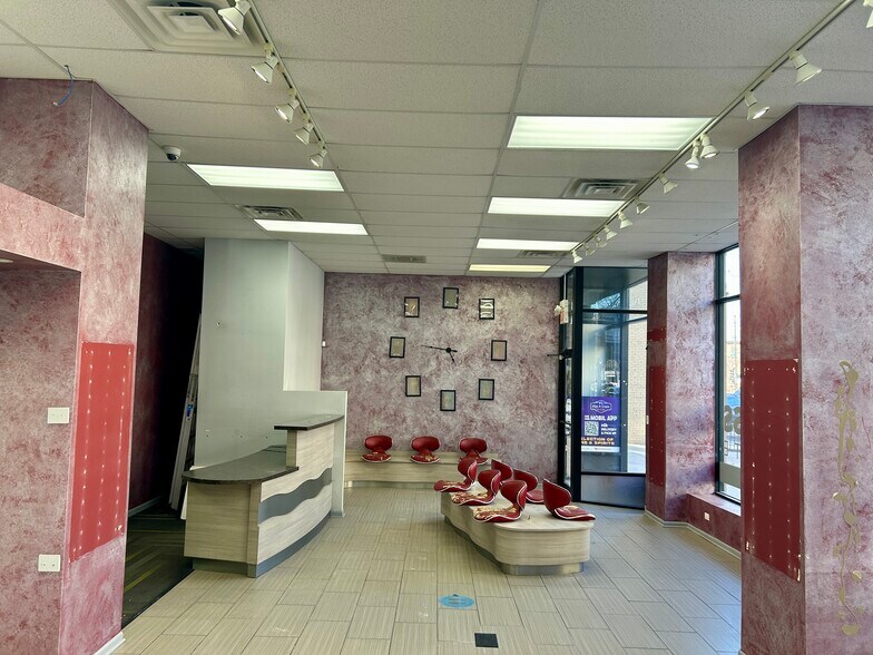 6814 N Sheridan Rd, Chicago, IL à louer - Photo intérieure - Image 3 de 5