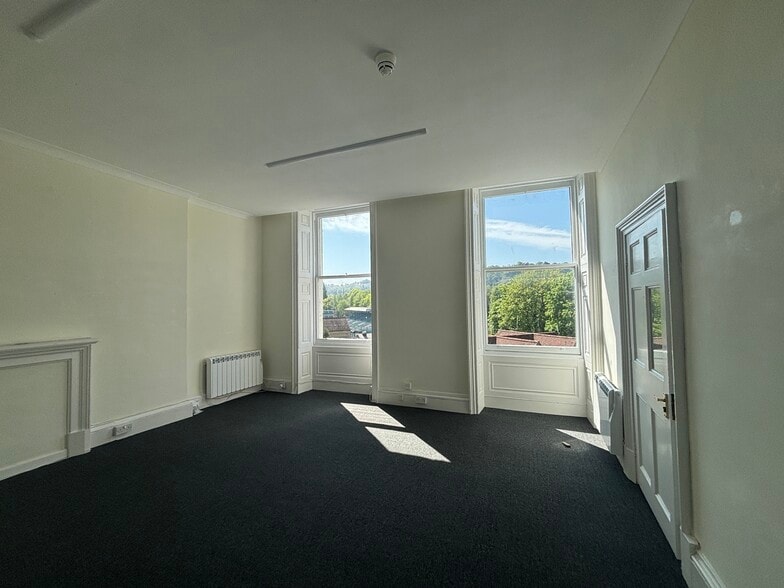 11 Laura Pl, Bath for lease - Building Photo - Image 2 of 6