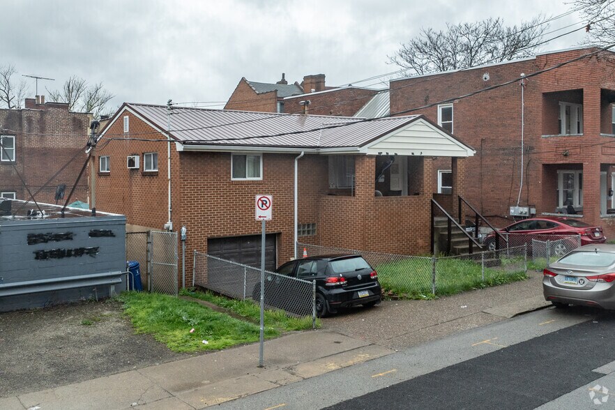 377 Mckee Pl, Pittsburgh, PA à vendre - Photo du bâtiment - Image 3 de 8