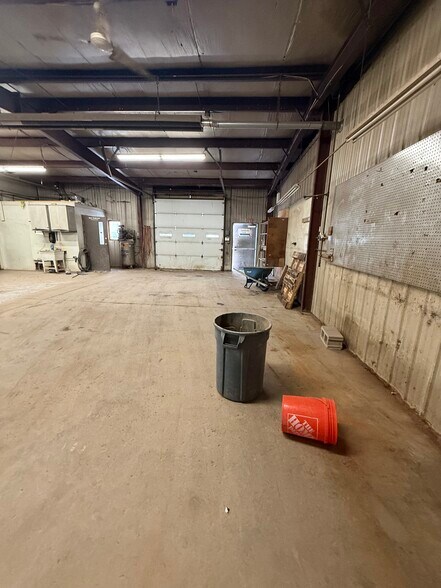 60 Ransier Dr, West Seneca, NY à louer - Photo intérieure - Image 3 de 13