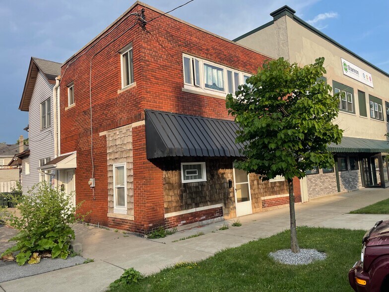 81 Main St, North Tonawanda, NY for lease - Building Photo - Image 2 of 4