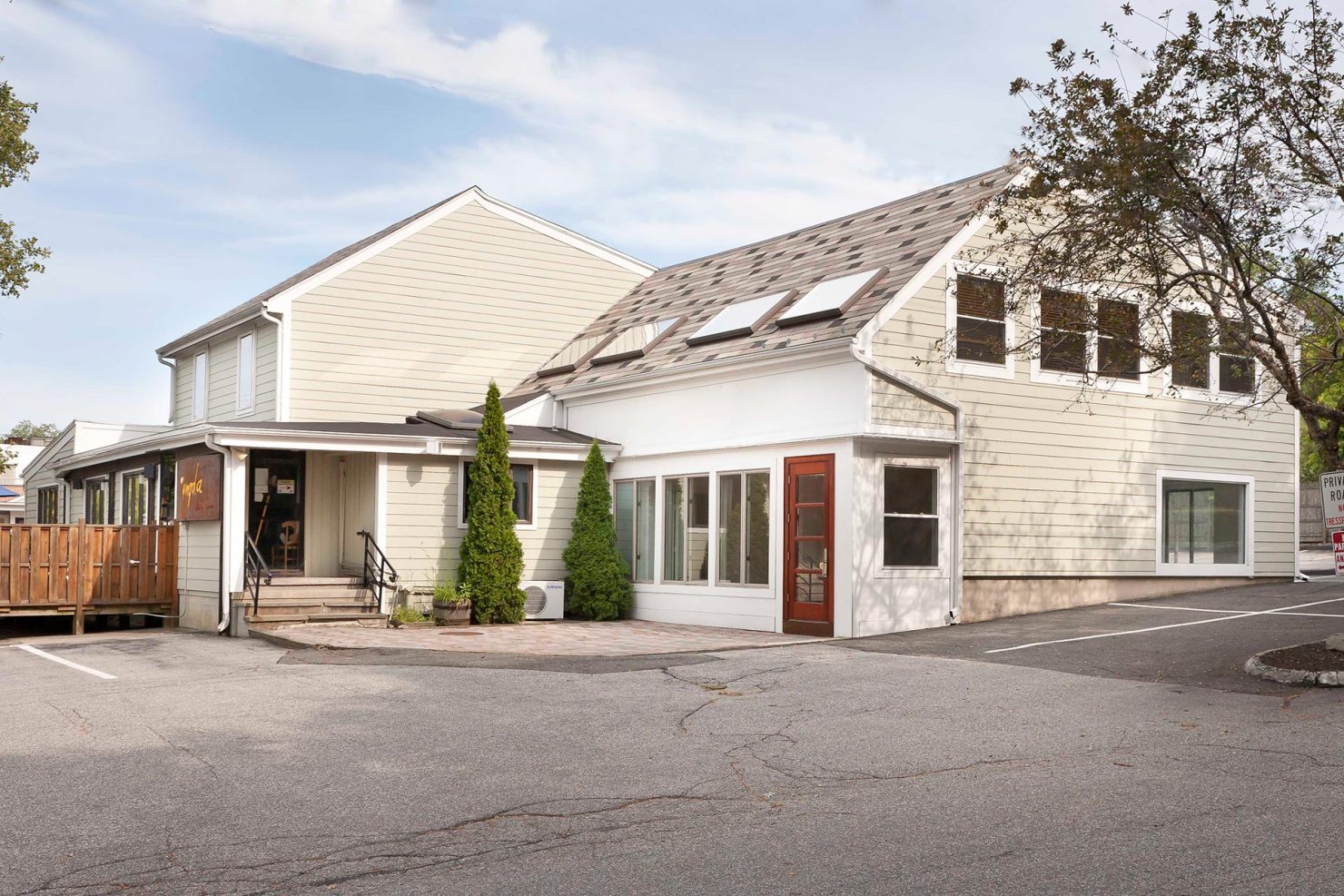 1330 Post Rd E, Westport, CT à louer Photo principale- Image 1 de 9