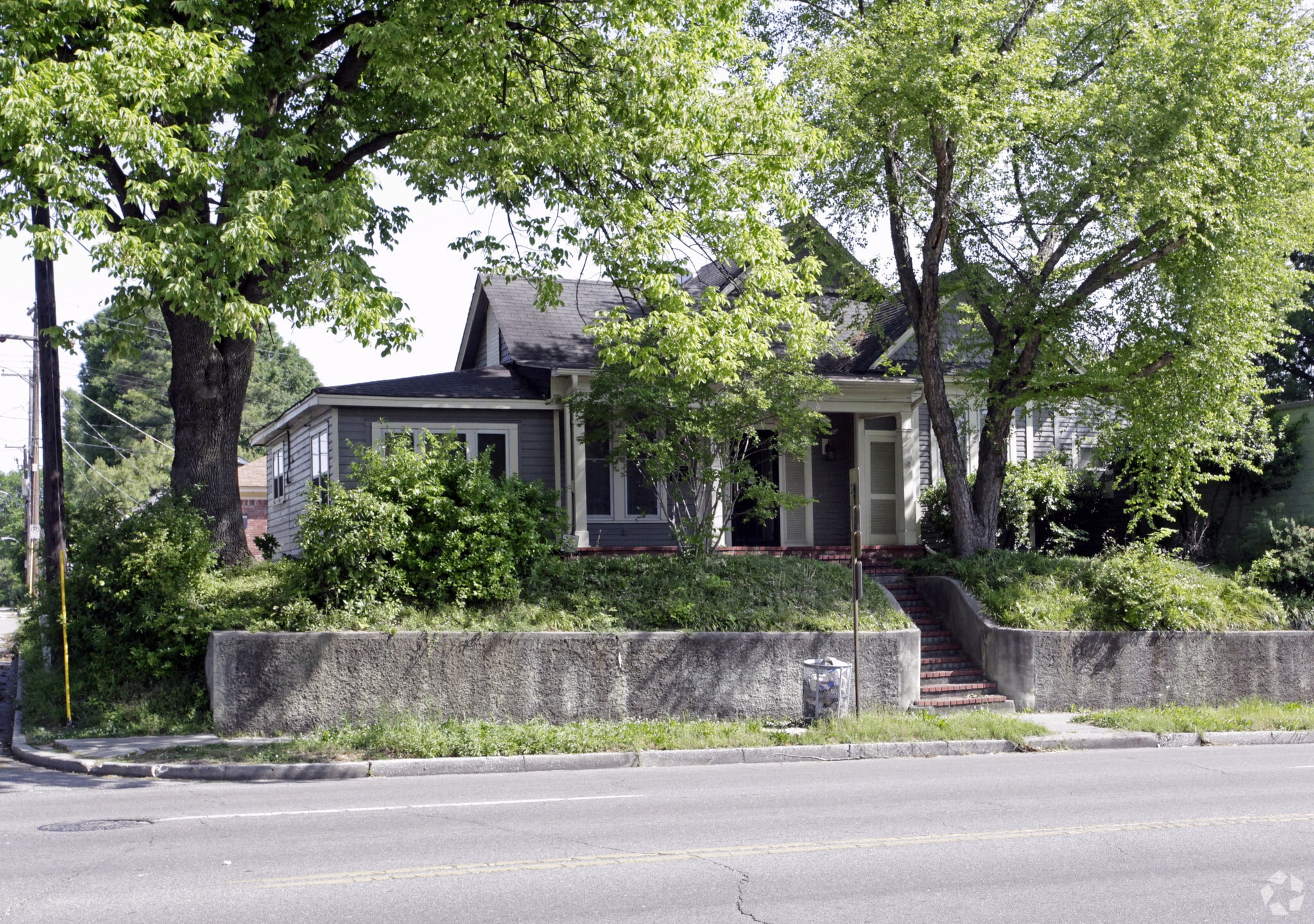 2282 Central Ave, Memphis, TN for sale Primary Photo- Image 1 of 34