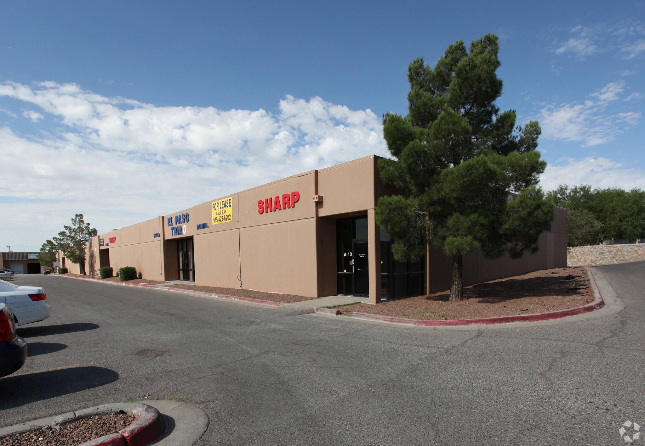 1421 N Lee Trevino Dr, El Paso, TX for lease Primary Photo- Image 1 of 9
