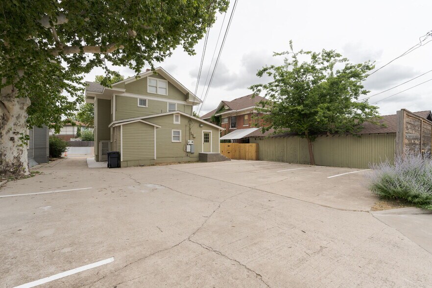 1605 N Classen Dr, Oklahoma City, OK à vendre - Photo du bâtiment - Image 3 de 24