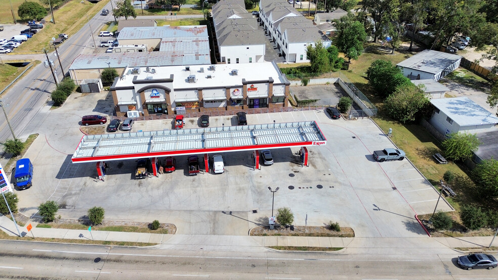 2340 Blalock Rd, Houston, TX for lease - Primary Photo - Image 1 of 20