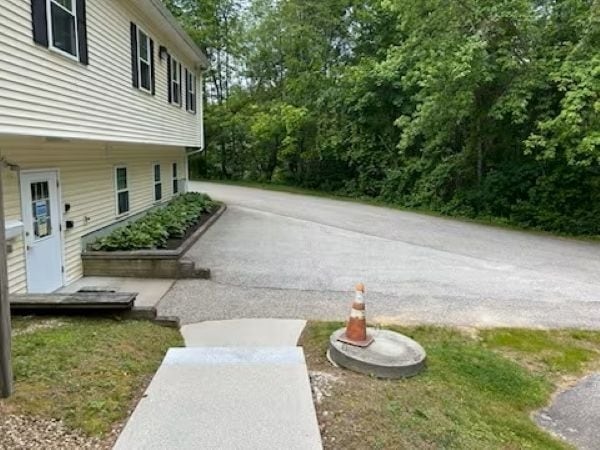 246 Southbridge Rd, Charlton, MA à louer - Photo du bâtiment - Image 2 de 6