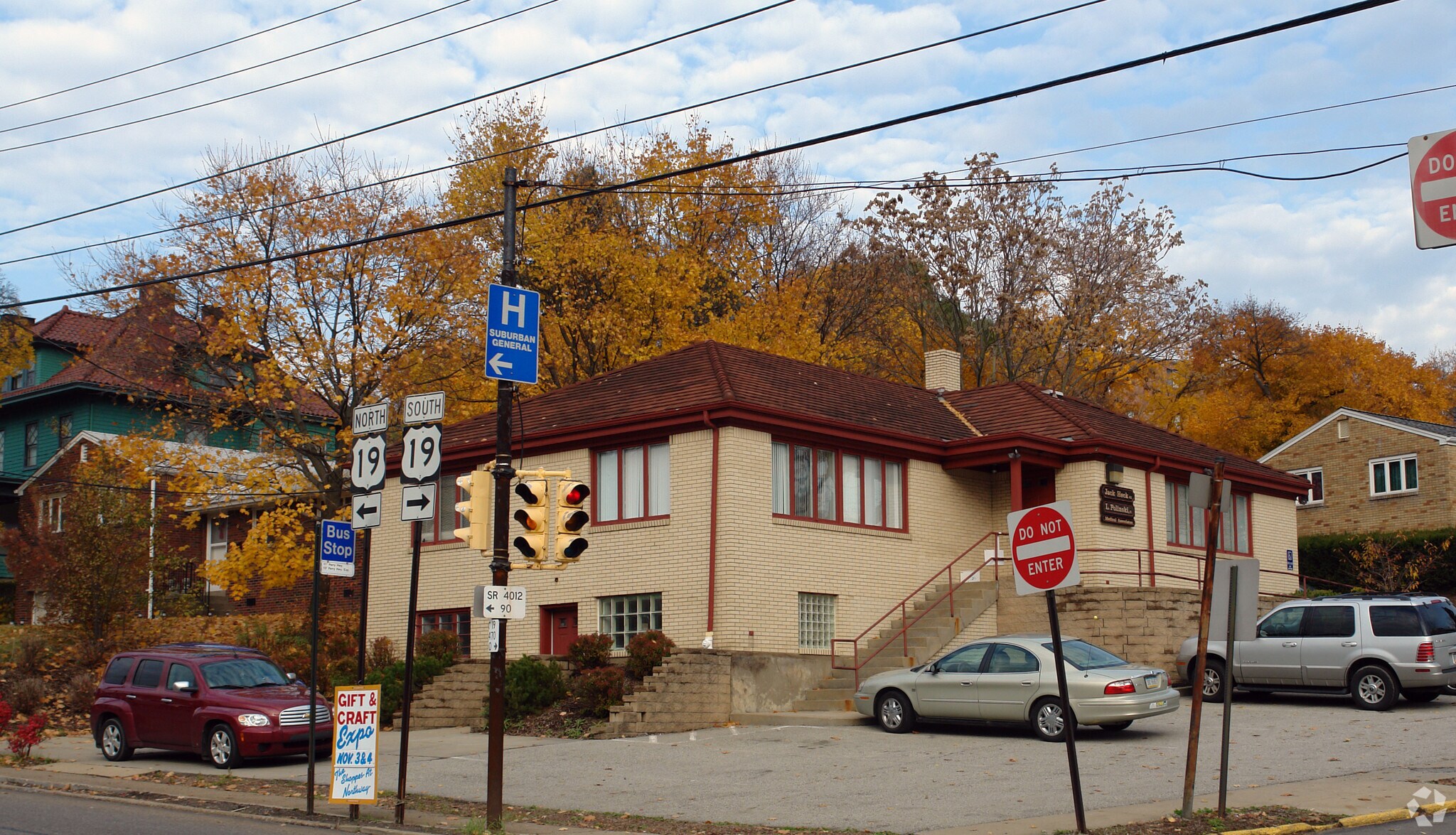 526 Perry Hwy, Pittsburgh, PA à vendre Photo principale- Image 1 de 3