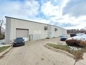 1329 E Archwood Ave, Akron, OH for lease Interior Photo- Image 1 of 5