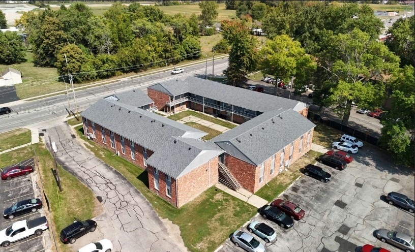 3917 Airport Hwy, Toledo, OH for sale - Building Photo - Image 1 of 7