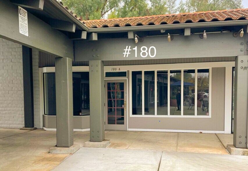 180-230 Alamo Plz, Alamo, CA à louer - Photo du bâtiment - Image 2 de 3