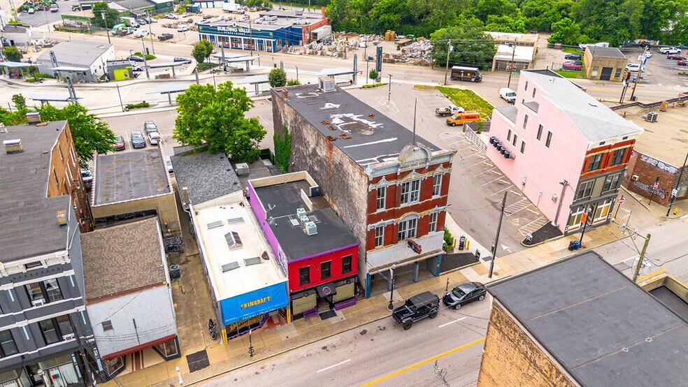 4034 Hamilton Ave, Cincinnati, OH à vendre - Photo du bâtiment - Image 3 de 31