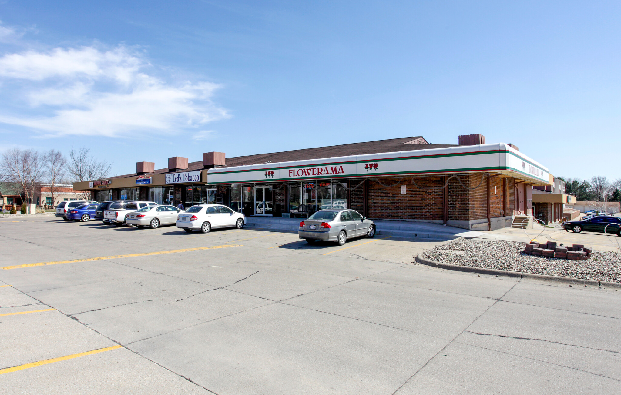 14203-14265 Pacific St, Omaha, NE for lease Building Photo- Image 1 of 4