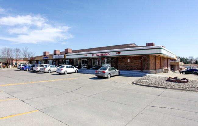Plus de détails pour 14203-14265 Pacific St, Omaha, NE - Bureau, Bureau/Commerce de détail à louer
