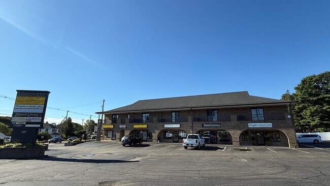 More details for 247 Washington St, Stoughton, MA - Office, Retail for Lease