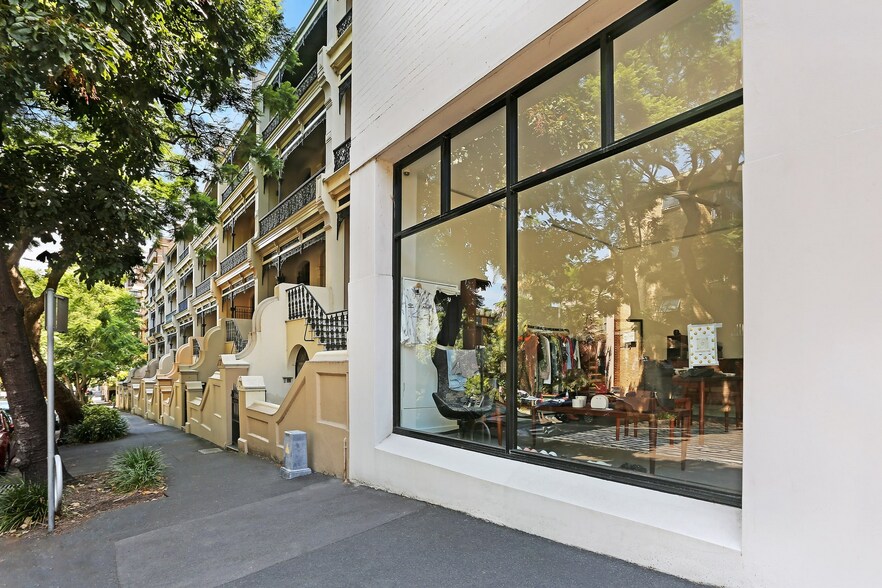 11 Roslyn Gdns, Elizabeth Bay à louer - Photo du bâtiment - Image 2 de 2