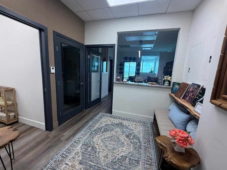 8950 SW 74th Ct, Miami, FL for lease - Interior Photo - Image 2 of 17