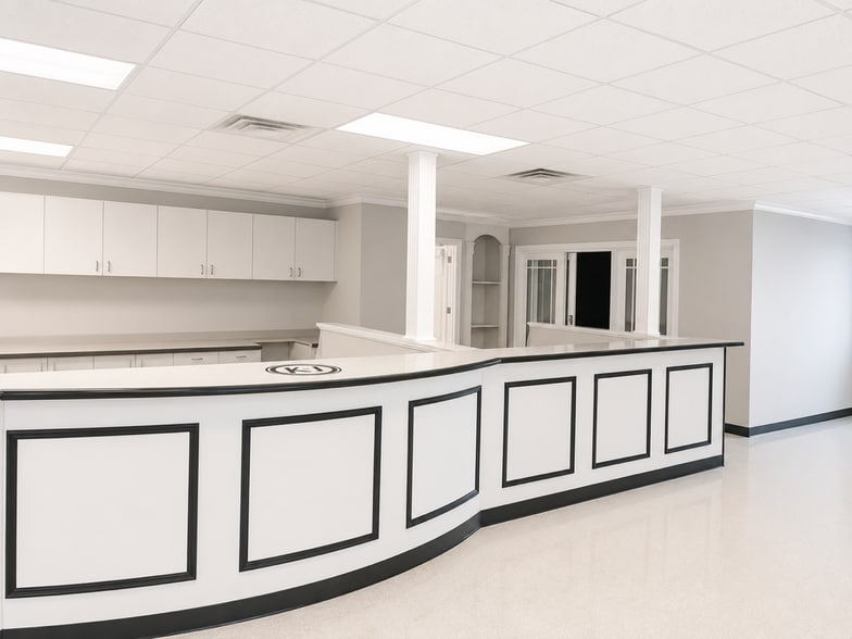 1700 N Kentucky Ave, Evansville, IN for lease - Interior Photo - Image 2 of 5