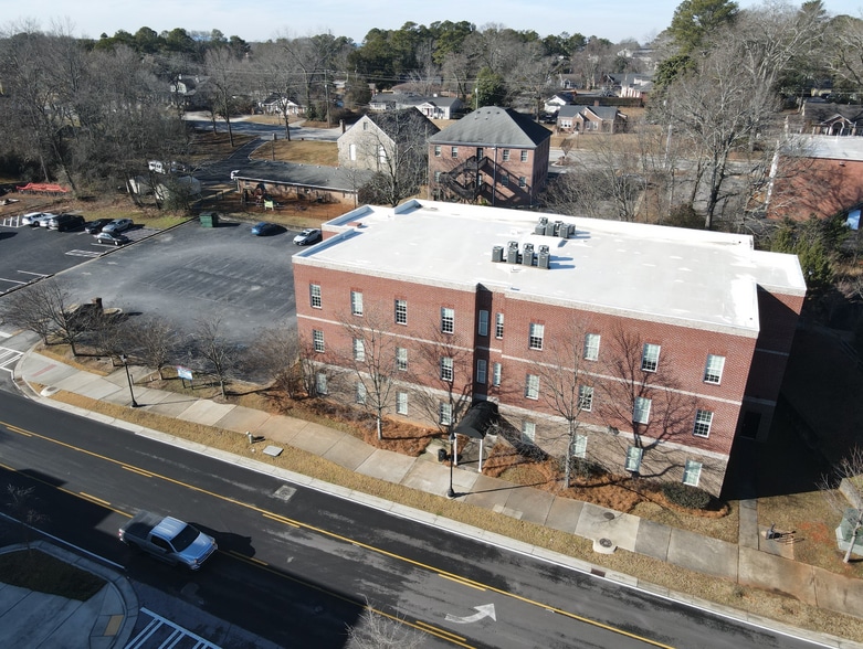 33 S Clayton St, Lawrenceville, GA for lease - Building Photo - Image 1 of 24